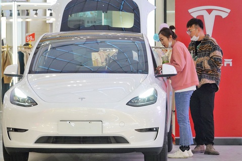 Chủ xe Toyota đổi sang ô tô điện nhiều nhất, chủ Honda Civic dễ quay sang Tesla nhất - Ảnh 2. Chủ xe Toyota đổi sang ô tô điện nhiều nhất, chủ Honda Civic dễ quay sang Tesla nhất - Ảnh 2.