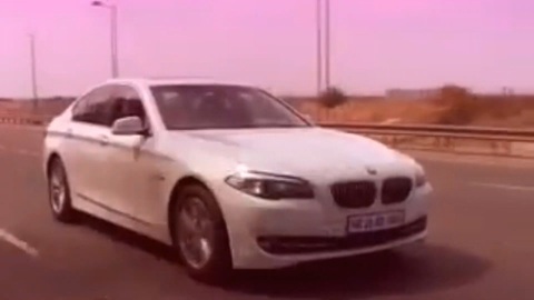 Từ con trai nông dân thành tỉ phú sở hữu Rolls-Royce, Maybach và trực thăng hàng trăm tỉ - Ảnh 7. Từ con trai nông dân thành tỉ phú sở hữu Rolls-Royce, Maybach và trực thăng hàng trăm tỉ - Ảnh 7.