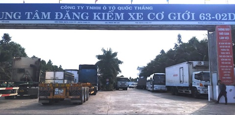 Đăng kiểm xe có thể gọi điện thoại đặt lịch hẹn trước - Ảnh 1. Đăng kiểm xe có thể gọi điện thoại đặt lịch hẹn trước - Ảnh 1.
