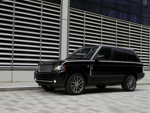Từ con trai nông dân thành tỉ phú sở hữu Rolls-Royce, Maybach và trực thăng hàng trăm tỉ - Ảnh 10. Từ con trai nông dân thành tỉ phú sở hữu Rolls-Royce, Maybach và trực thăng hàng trăm tỉ - Ảnh 10.