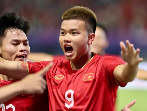 U22 Việt Nam thắng nhọc nhằn U22 Lào 2-0 - Ảnh 1. U22 Việt Nam thắng nhọc nhằn U22 Lào 2-0 - Ảnh 1.