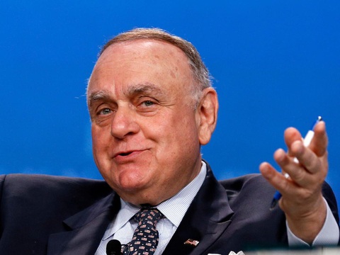 Tỉ phú Leon Cooperman báo động bất động sản thương mại suy thoái - Ảnh 1. Tỉ phú Leon Cooperman báo động bất động sản thương mại suy thoái - Ảnh 1.