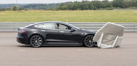 Người dùng Tesla phàn nàn từ tiếng ồn đến dịch vụ chăm sóc tồi tệ - Ảnh 8. Người dùng Tesla phàn nàn từ tiếng ồn đến dịch vụ chăm sóc tồi tệ - Ảnh 8.
