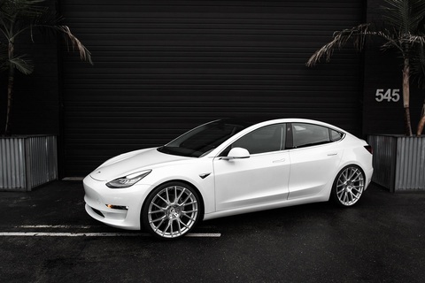 Người dùng Tesla phàn nàn từ tiếng ồn đến dịch vụ chăm sóc tồi tệ - Ảnh 11. Người dùng Tesla phàn nàn từ tiếng ồn đến dịch vụ chăm sóc tồi tệ - Ảnh 11.