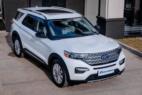 Ford tăng giá một loạt xe ở Việt Nam: Everest bán chạy nhất, đắt nhất phân khúc - Ảnh 4. Ford tăng giá một loạt xe ở Việt Nam: Everest bán chạy nhất, đắt nhất phân khúc - Ảnh 4.