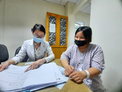 Sản phụ nhóm máu hiếm chật vật tìm thuốc Anti-D - Ảnh 1. Sản phụ nhóm máu hiếm chật vật tìm thuốc Anti-D - Ảnh 1.