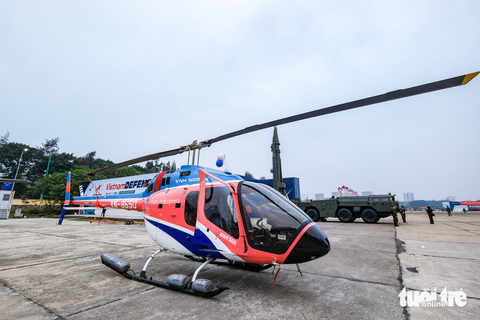 Rơi máy bay trực thăng chở khách ngắm vịnh Hạ Long, 5 người gặp nạn - Ảnh 2. Rơi máy bay trực thăng chở khách ngắm vịnh Hạ Long, 5 người gặp nạn - Ảnh 2.