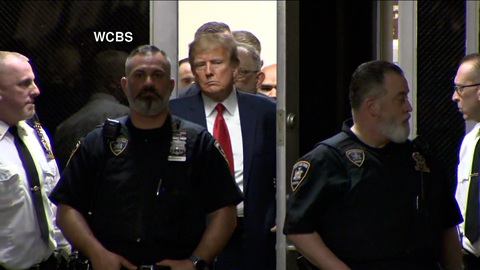 Ông Trump rời tòa án, không bị bắt - Ảnh 5. Ông Trump rời tòa án, không bị bắt - Ảnh 5.