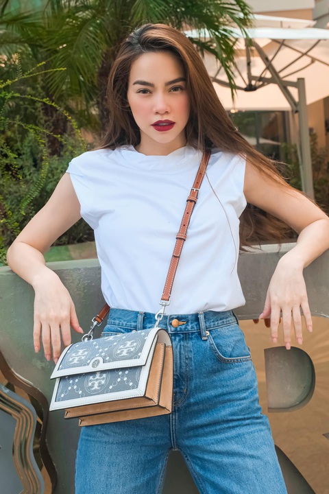 Ảnh vui sao Việt 5-4: Con gái Đông Nhi hờn dỗi - Ảnh 3. Ảnh vui sao Việt 5-4: Con gái Đông Nhi hờn dỗi - Ảnh 3.