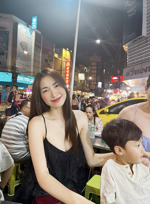 Ảnh vui sao Việt 5-4: Con gái Đông Nhi hờn dỗi - Ảnh 8. Ảnh vui sao Việt 5-4: Con gái Đông Nhi hờn dỗi - Ảnh 8.