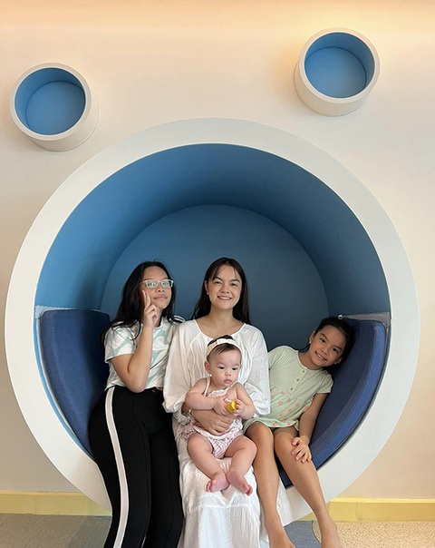 Ảnh vui sao Việt 5-4: Con gái Đông Nhi hờn dỗi - Ảnh 2. Ảnh vui sao Việt 5-4: Con gái Đông Nhi hờn dỗi - Ảnh 2.