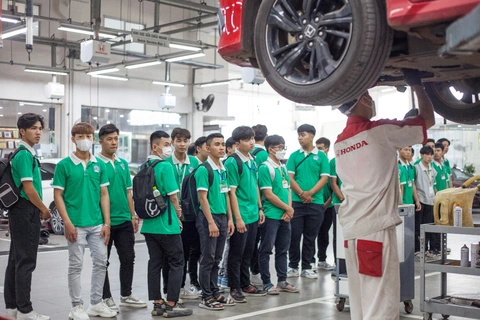 Trường ĐH Kinh tế - Kỹ thuật Bình Dương đào tạo theo định hướng ứng dụng với chi phí hợp lý - Ảnh 2. Trường ĐH Kinh tế - Kỹ thuật Bình Dương đào tạo theo định hướng ứng dụng với chi phí hợp lý - Ảnh 2.