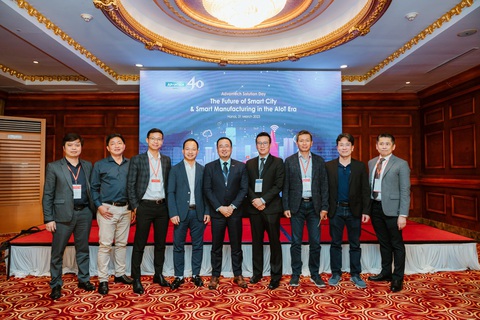 Ngày hội công nghệ Advantech: đánh dấu 5 năm đồng hành doanh nghiệp Việt - Ảnh 1. Ngày hội công nghệ Advantech: đánh dấu 5 năm đồng hành doanh nghiệp Việt - Ảnh 1.