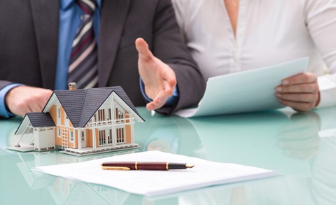 Về việc huỷ kết quả đấu giá quyền sử dụng đất, Điều 72 Luật Đấu giá tài sản quy định các trường hợp huỷ kết quả đấu giá tài sản trong đó có trường hợp theo quyết định của người có thẩm quyền xử phạt vi phạm hành chính (Ảnh minh hoạ) Về việc huỷ kết quả đấu giá quyền sử dụng đất, Điều 72 Luật Đấu giá tài sản quy định các trường hợp huỷ kết quả đấu giá tài sản trong đó có trường hợp theo quyết định của người có thẩm quyền xử phạt vi phạm hành chính (Ảnh minh hoạ)