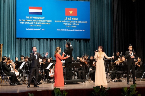 Chủ tịch Phan Văn Mãi: Hà Lan đang góp phần giúp TP.HCM xanh hơn - Ảnh 3. Chủ tịch Phan Văn Mãi: Hà Lan đang góp phần giúp TP.HCM xanh hơn - Ảnh 3.