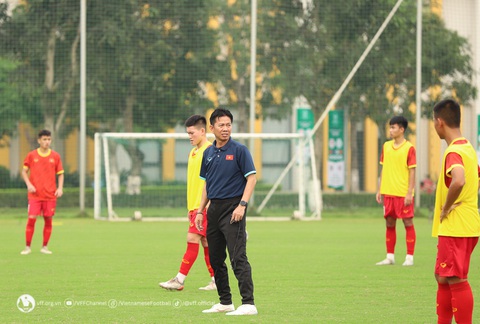 U17 Việt Nam rèn giũa kỹ lưỡng cho vòng chung kết châu Á 2023 - Ảnh 1. U17 Việt Nam rèn giũa kỹ lưỡng cho vòng chung kết châu Á 2023 - Ảnh 1.