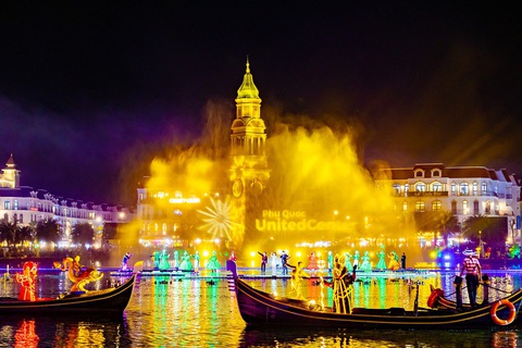 Show trình diễn có một không hai như Tinh Hoa Việt Nam, Sắc Màu Venice, minishow Vũ hội Venice… - Ảnh: Đ.H. Show trình diễn có một không hai như Tinh Hoa Việt Nam, Sắc Màu Venice, minishow Vũ hội Venice… - Ảnh: Đ.H.