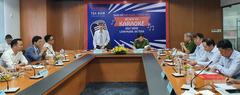 Phòng cháy chữa cháy áp dụng với karaoke phải thực tế - Ảnh 1. Phòng cháy chữa cháy áp dụng với karaoke phải thực tế - Ảnh 1.