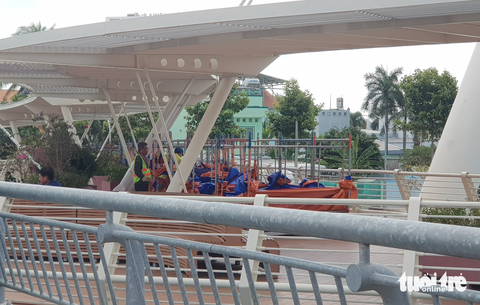 Nửa tháng sau sẽ có kết quả giám định cầu bộ hành Nguyễn Thái Học - Ảnh 2. Nửa tháng sau sẽ có kết quả giám định cầu bộ hành Nguyễn Thái Học - Ảnh 2.