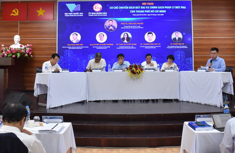 Kiến nghị ban hành thuế bất động sản để giảm đầu cơ nhà đất - Ảnh 1. Kiến nghị ban hành thuế bất động sản để giảm đầu cơ nhà đất - Ảnh 1.