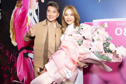 Ảnh vui sao Việt 7-4: Con gái Quyền Linh xinh như thiên thần - Ảnh 4. Ảnh vui sao Việt 7-4: Con gái Quyền Linh xinh như thiên thần - Ảnh 4.