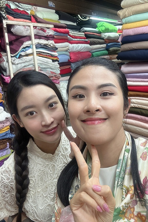 Ảnh vui sao Việt 7-4: Con gái Quyền Linh xinh như thiên thần - Ảnh 2. Ảnh vui sao Việt 7-4: Con gái Quyền Linh xinh như thiên thần - Ảnh 2.