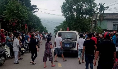 Vào trường khác đánh bạn, một học sinh bị đâm chết - Ảnh 1. Vào trường khác đánh bạn, một học sinh bị đâm chết - Ảnh 1.