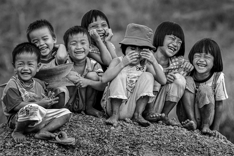 Tin tức xem - nghe cuối tuần: Hơn cả lời cảm ơn của Thay lời muốn nói; Sài Gòn - Lại đây ngồi xuống - Ảnh 6. Tin tức xem - nghe cuối tuần: Hơn cả lời cảm ơn của Thay lời muốn nói; Sài Gòn - Lại đây ngồi xuống - Ảnh 6.