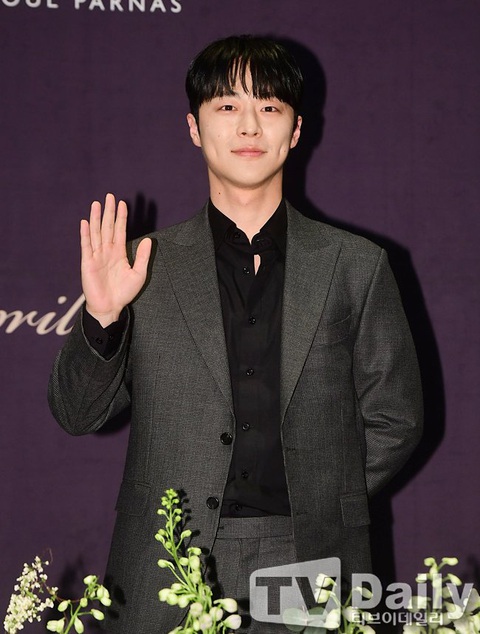 Dàn sao Hàn nô nức dự đám cưới Lee Seung Gi mà ngỡ như lễ trao giải - Ảnh 13. Dàn sao Hàn nô nức dự đám cưới Lee Seung Gi mà ngỡ như lễ trao giải - Ảnh 13.