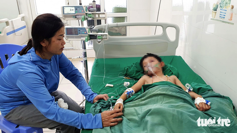 Tấm lòng của gia đình có ba con gặp nạn trong vụ nổ gara ô tô - Ảnh 3. Tấm lòng của gia đình có ba con gặp nạn trong vụ nổ gara ô tô - Ảnh 3.