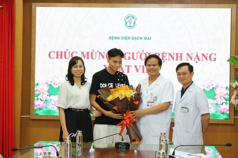 Cấp cứu Bệnh viện Bạch Mai 1.200 tỉ đồng đầu tư thiết bị y tế - Ảnh 1. Cấp cứu Bệnh viện Bạch Mai 1.200 tỉ đồng đầu tư thiết bị y tế - Ảnh 1.