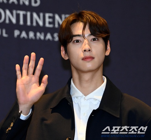 Dàn sao Hàn nô nức dự đám cưới Lee Seung Gi mà ngỡ như lễ trao giải - Ảnh 6. Dàn sao Hàn nô nức dự đám cưới Lee Seung Gi mà ngỡ như lễ trao giải - Ảnh 6.