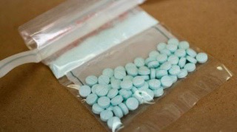 Cái chết của ca sĩ từng đoạt giải Grammy và mối đe dọa mang tên fentanyl - Ảnh 1. Cái chết của ca sĩ từng đoạt giải Grammy và mối đe dọa mang tên fentanyl - Ảnh 1.