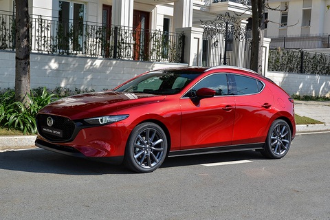 Ưu đãi đặc biệt lên đến 100% lệ phí trước bạ với các dòng xe Mazda - Ảnh 3. Mazda3 sedan cũng nhận được ưu đãi từ 65 - 68 triệu đồng trong đợt này