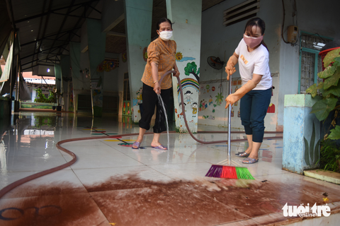 Gắn máy lạnh trường học để ngăn bụi đỏ sân bay Long Thành - Ảnh 1. Gắn máy lạnh trường học để ngăn bụi đỏ sân bay Long Thành - Ảnh 1.