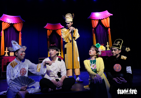 Puka, Phương Lan hóa Thị Mầu, Thị Hến… trong Ngày hội Cái bang - Ảnh 2. Puka, Phương Lan hóa Thị Mầu, Thị Hến… trong Ngày hội Cái bang - Ảnh 2.