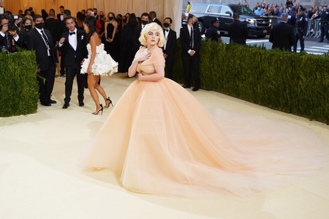 20 khoảnh khắc làm Met Gala trở thành sự kiện thảm đỏ đáng mong chờ - Ảnh 17. 20 khoảnh khắc làm Met Gala trở thành sự kiện thảm đỏ đáng mong chờ - Ảnh 17.