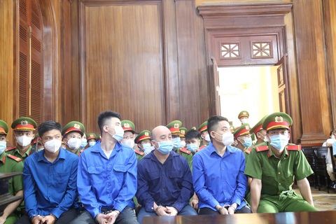 Làm quân sư cho nhóm cướp tiền ảo, cựu cảnh sát hình sự cùng đồng phạm hầu tòa - Ảnh 1. Làm quân sư cho nhóm cướp tiền ảo, cựu cảnh sát hình sự cùng đồng phạm hầu tòa - Ảnh 1.