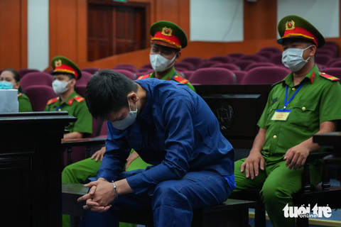 Vụ bé gái bị hành hạ: Tòa tuyên Nguyễn Kim Trung Thái không đồng phạm giết con - Ảnh 1. Vụ bé gái bị hành hạ: Tòa tuyên Nguyễn Kim Trung Thái không đồng phạm giết con - Ảnh 1.