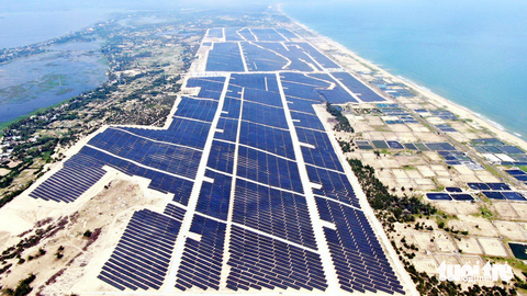 Nhiều chủ đầu tư dự án điện tái tạo đang chờ đàm phán giá chuyển tiếp nhưng gặp nhiều vướng mắc. Trong ảnh: một dự án điện tái tạo đã nộp hồ sơ và đang chờ đàm phán giá - Ảnh: N.KH. Nhiều chủ đầu tư dự án điện tái tạo đang chờ đàm phán giá chuyển tiếp nhưng gặp nhiều vướng mắc. Trong ảnh: một dự án điện tái tạo đã nộp hồ sơ và đang chờ đàm phán giá - Ảnh: N.KH.