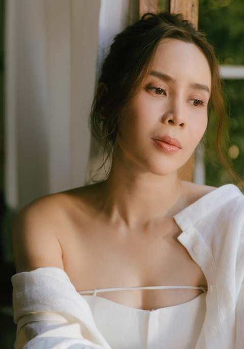 Tin tức giải trí 10-5: Hồ Hoài Anh vắng mặt trong MV mới của Lưu Hương Giang - Ảnh 1. Tin tức giải trí 10-5: Hồ Hoài Anh vắng mặt trong MV mới của Lưu Hương Giang - Ảnh 1.
