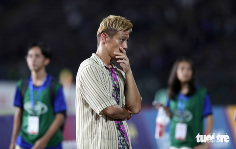 Cuộc chia tay cảm xúc của HLV Keisuke Honda - Ảnh 5. Cuộc chia tay cảm xúc của HLV Keisuke Honda - Ảnh 5.