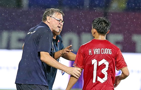 HLV Troussier sẽ toan tính như thế nào trước U22 Thái Lan? - Ảnh: N.K. HLV Troussier sẽ toan tính như thế nào trước U22 Thái Lan? - Ảnh: N.K.