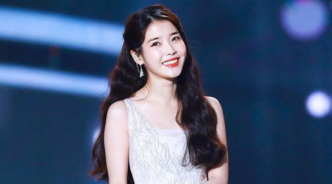 IU bị tố đạo 6 ca khúc, có im lặng như mọi lần? - Ảnh 1. IU bị tố đạo 6 ca khúc, có im lặng như mọi lần? - Ảnh 1.