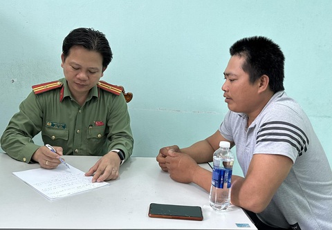 Người đàn ông dũng cảm cứu 4 người trong gia đình bị đuối nước khi tắm suối - Ảnh 4. Người đàn ông dũng cảm cứu 4 người trong gia đình bị đuối nước khi tắm suối - Ảnh 4.