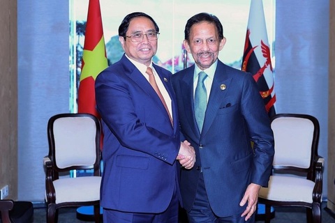 Thủ tướng Phạm Minh Chính gặp lãnh đạo Lào, Malaysia, Brunei và Singapore - Ảnh 3. Thủ tướng Phạm Minh Chính gặp lãnh đạo Lào, Malaysia, Brunei và Singapore - Ảnh 3.