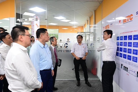 Ông Nguyễn Trọng Nghĩa: Khu CNC TP.HCM phải tiệm cận trình độ khu vực, quốc tế - Ảnh 2. Ông Nguyễn Trọng Nghĩa: Khu CNC TP.HCM phải tiệm cận trình độ khu vực, quốc tế - Ảnh 2.