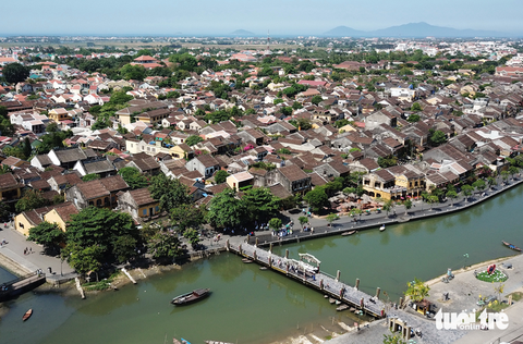 Thu phí tham quan để tránh Hội An thành điểm du lịch miễn phí - Ảnh 1. Thu phí tham quan để tránh Hội An thành điểm du lịch miễn phí - Ảnh 1.