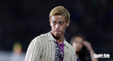 Keisuke Honda không có đũa thần để giúp bóng đá Campuchia - Ảnh 1. Keisuke Honda không có đũa thần để giúp bóng đá Campuchia - Ảnh 1.