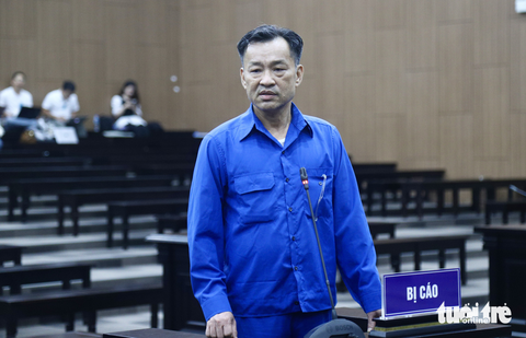 Cựu chủ tịch Bình Thuận Nguyễn Ngọc Hai bị đề nghị 5-6 năm tù - Ảnh 1. Cựu chủ tịch Bình Thuận Nguyễn Ngọc Hai bị đề nghị 5-6 năm tù - Ảnh 1.